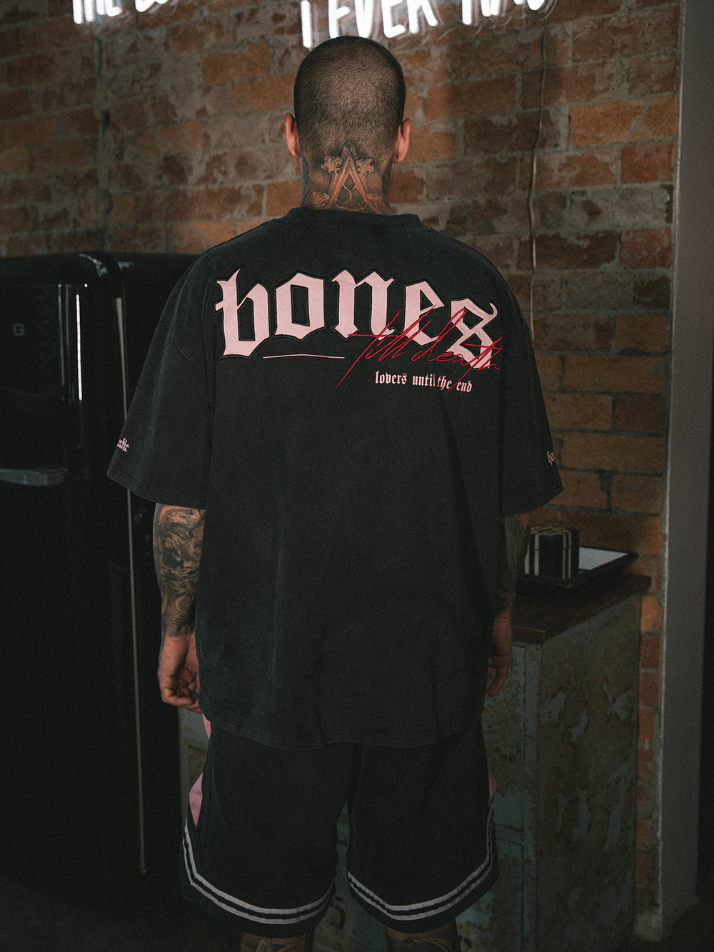 Hopeless Romantic Tee - Vintage Black