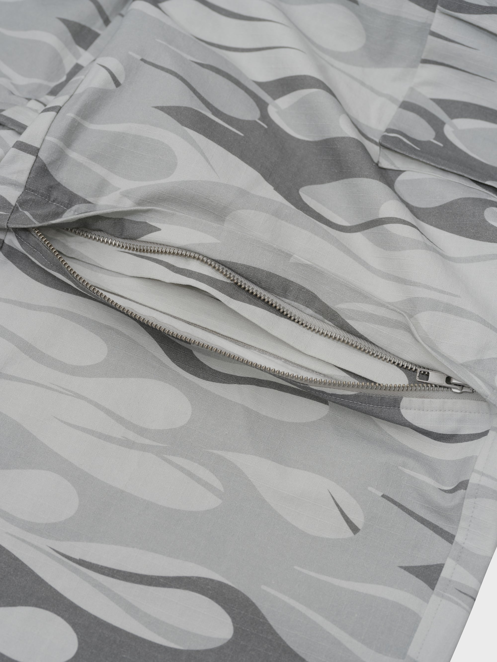 Snow Flame Convertible Pants - White Camo