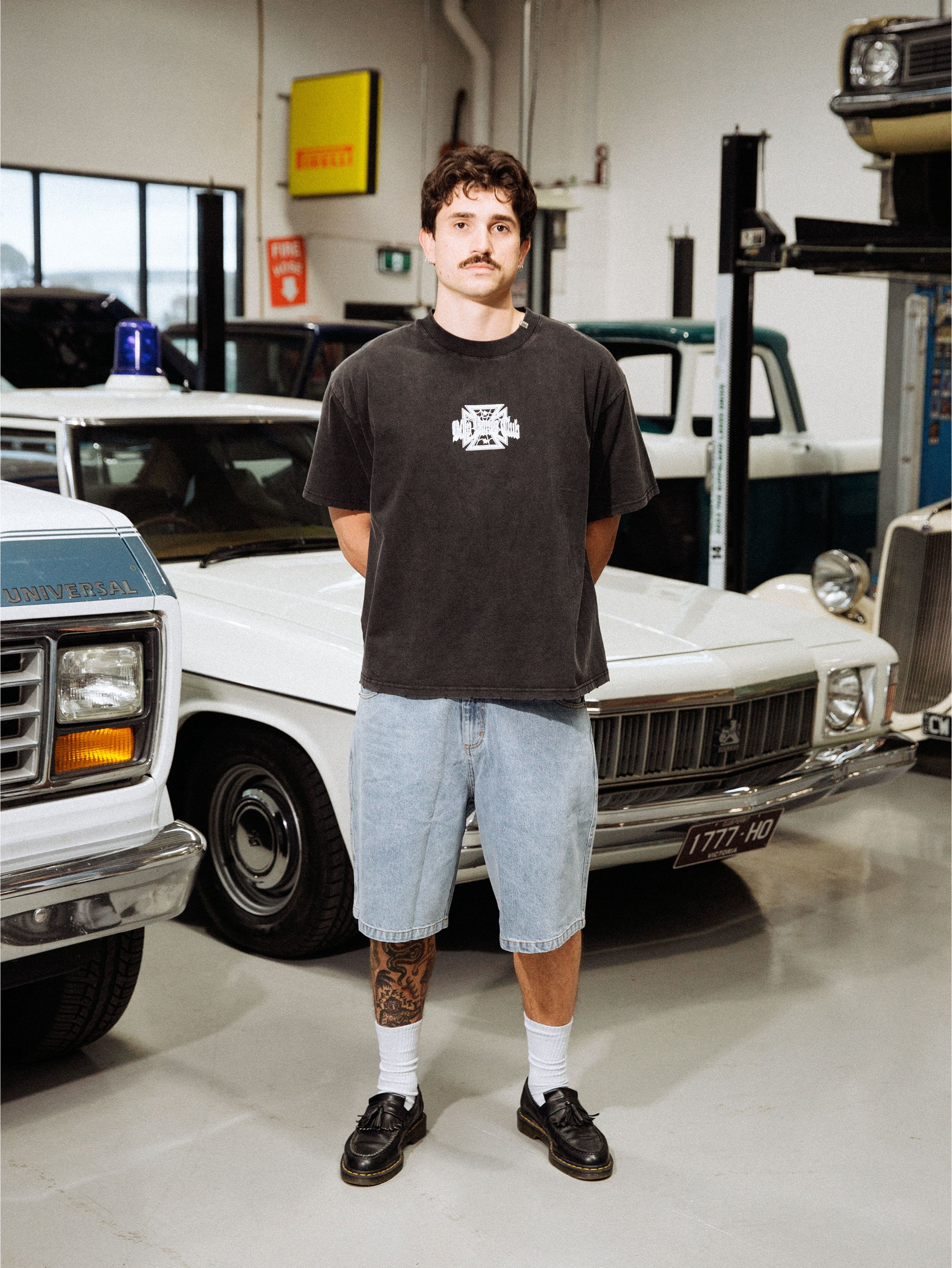 Lowrider Tee - Vintage Black