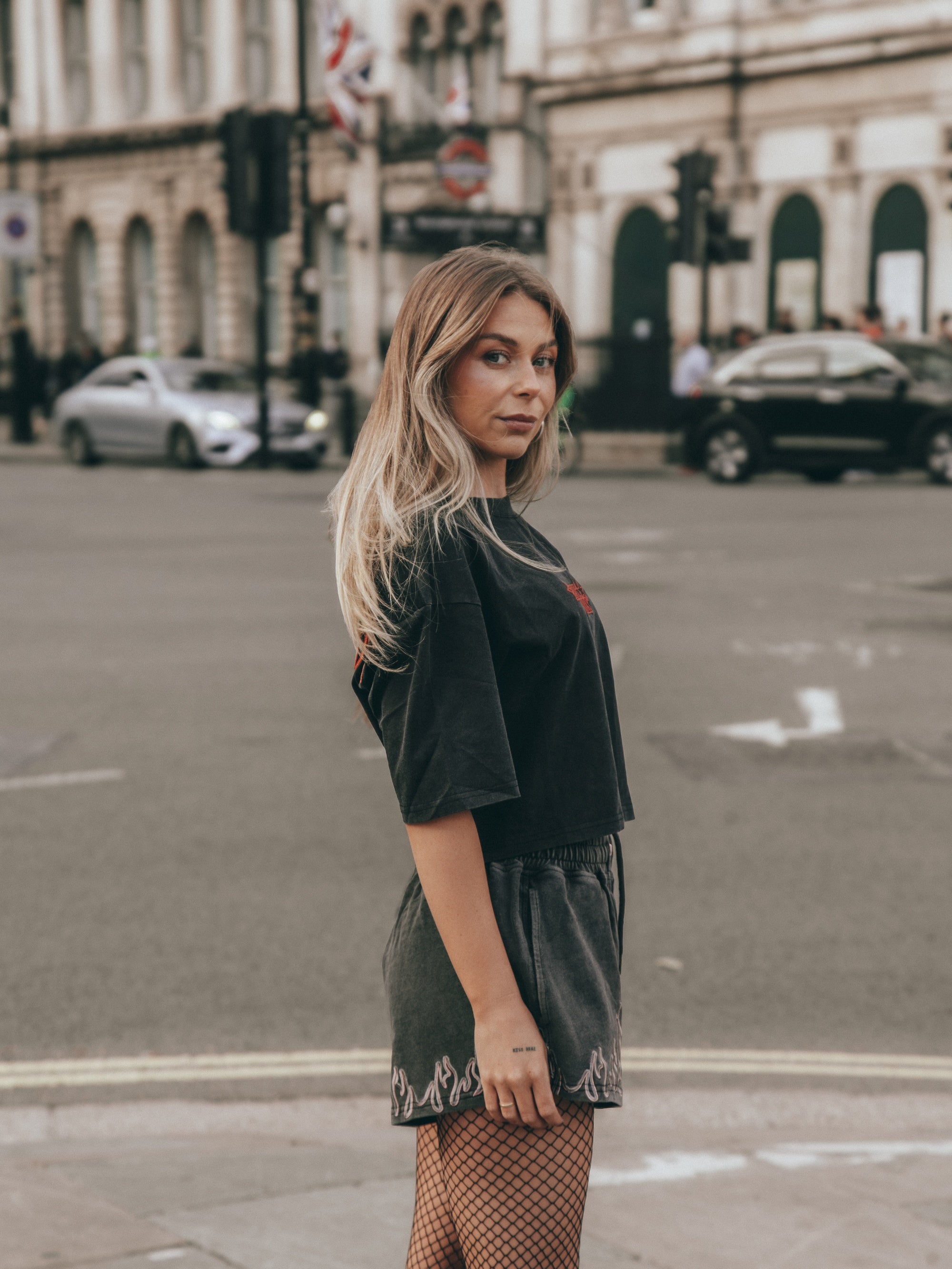 Saloon Crop Tee - Washed Black